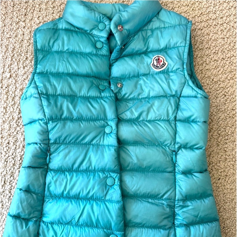 ๐ฆ Moncler Toddler Puffer Vest